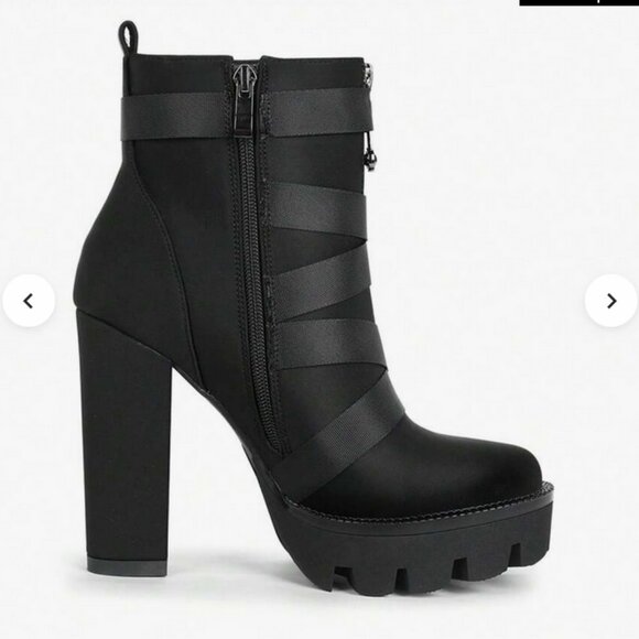 Wet Kiss Black Lycra Heeled Combat Platform Booties w/Straps EUC - Picture 4 of 13